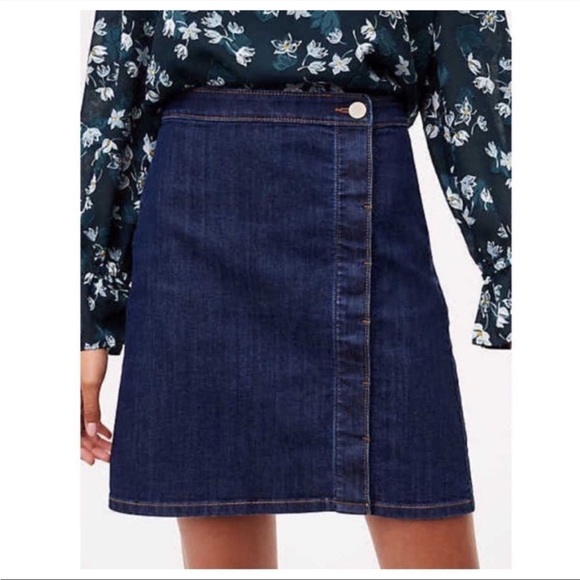 LOFT Denim Wrap Side Button Jean Skirt Sz 2 - Picture 1 of 11